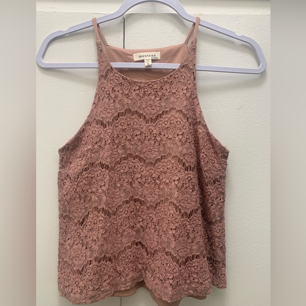 Monteau lace top size: Small